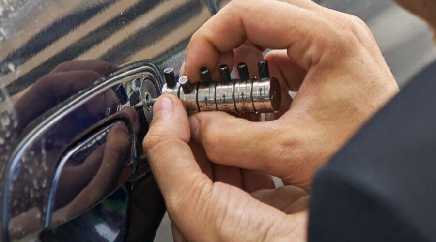 Expert Emergency Roof Repairs services in Gratis, OH
